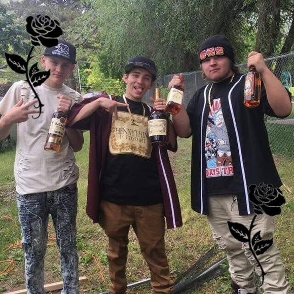 Meet your Posher, Andrew - Picture 1 of 1